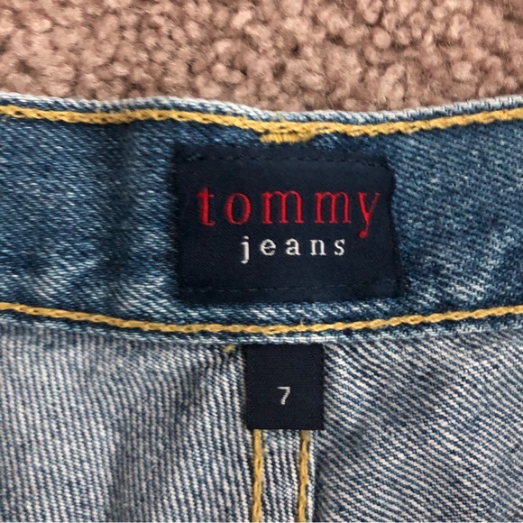Tommy Hilfiger Tommy Jeans Denim Shorts Womens 7 - Picture 10 of 10